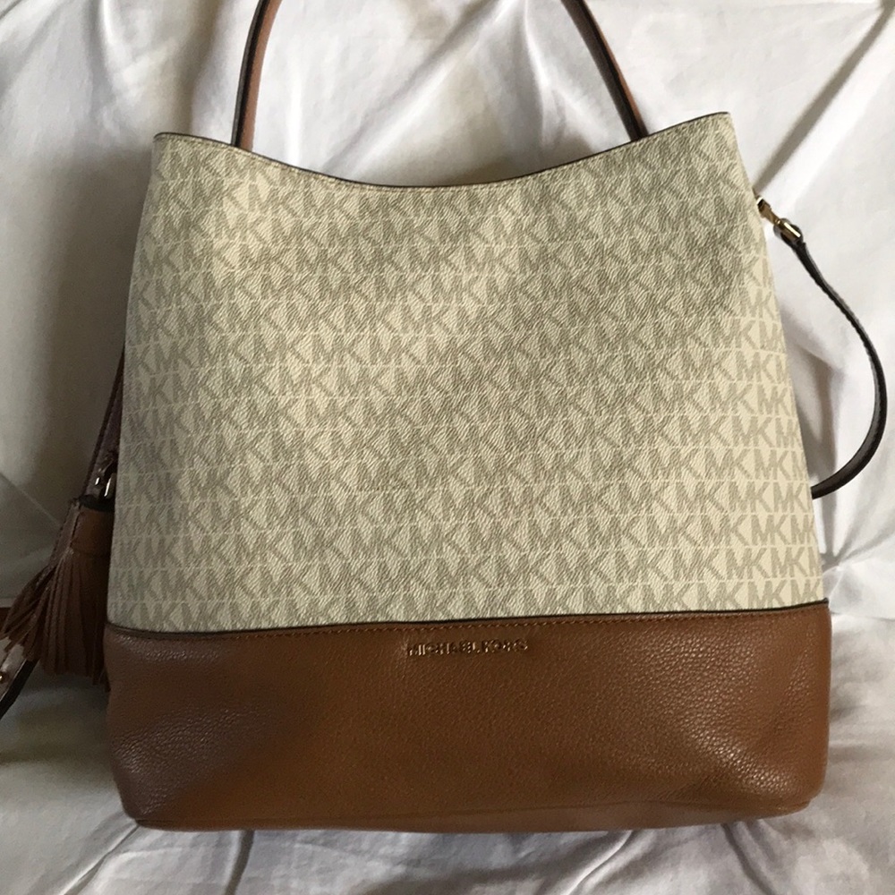 Michael Kors purse